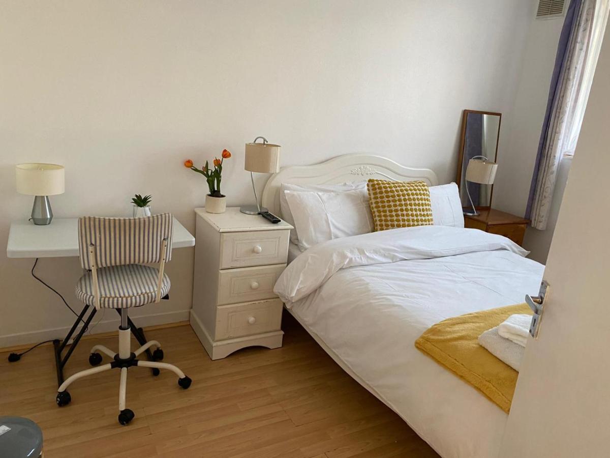 Vauxhall Apartament